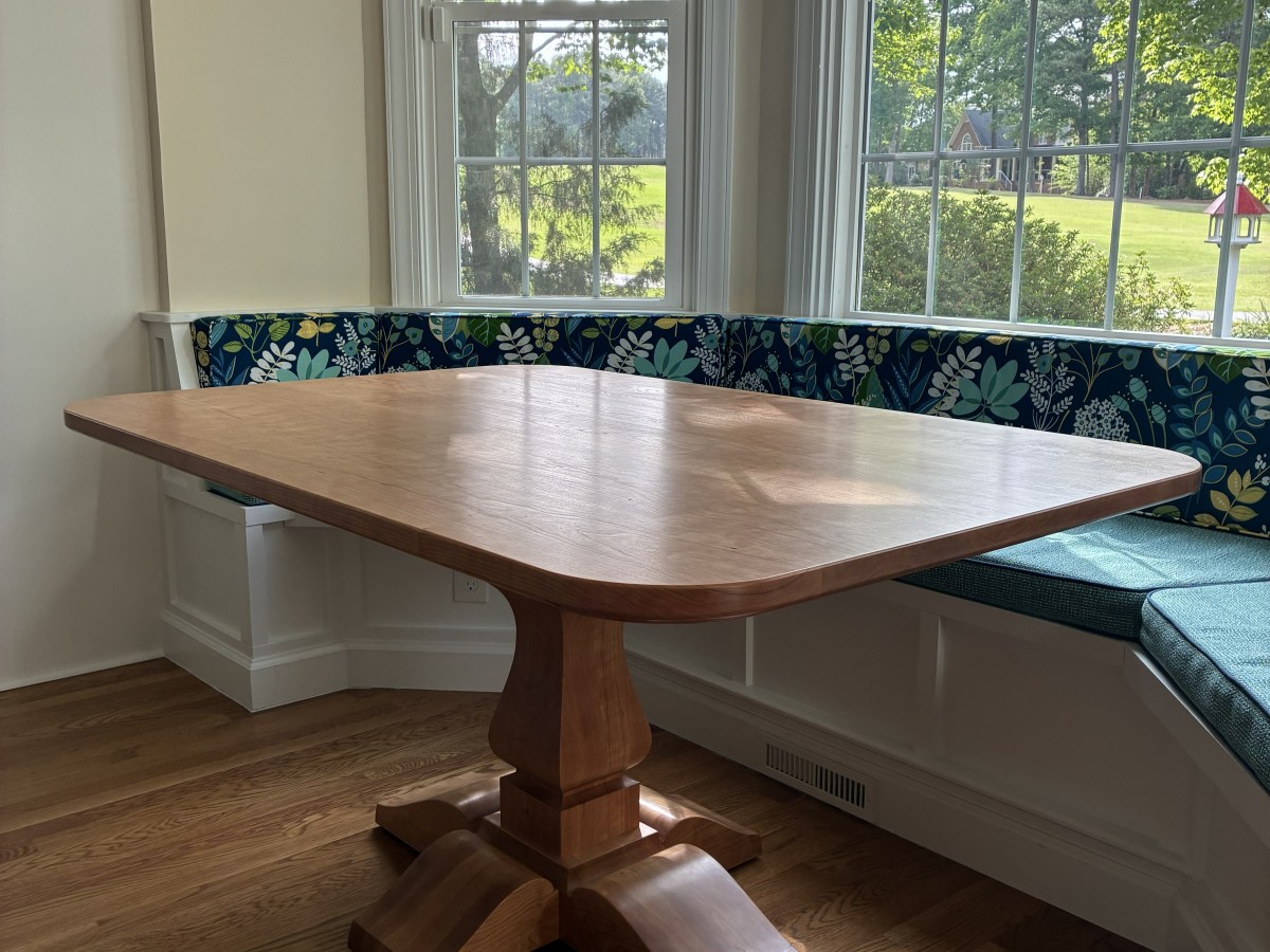 Stunning Cherry Wood Pedestal&nbsp;Table